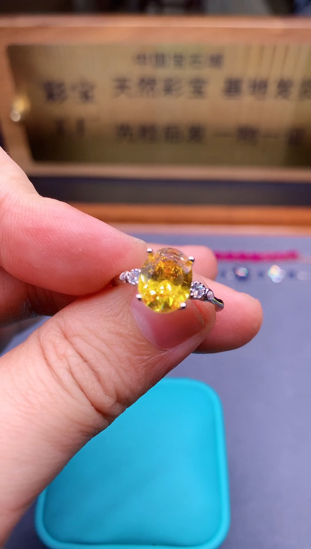 【闪购商品】蓝宝石戒指银S925镶嵌........