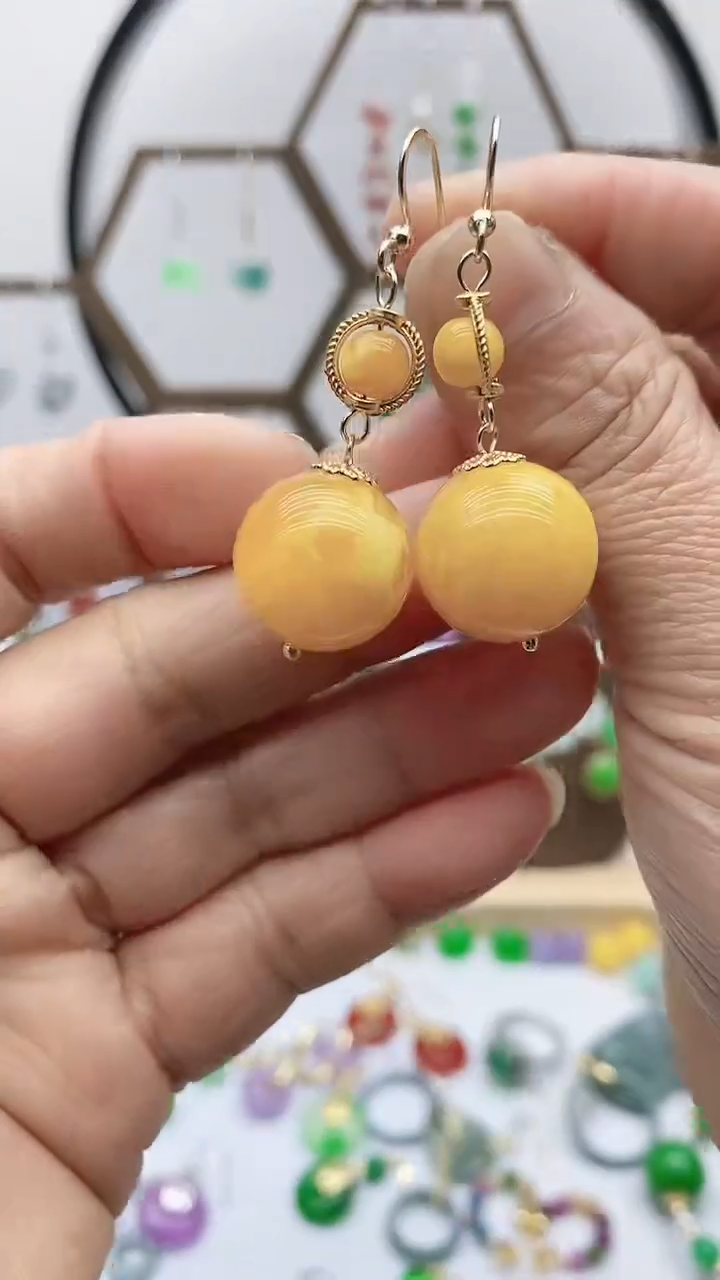 蜜蜡未镶嵌耳饰186