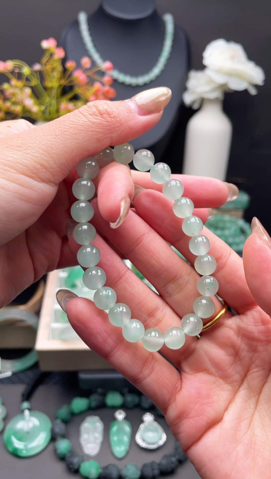 未镶嵌手镯石英质玉天然非洲翠