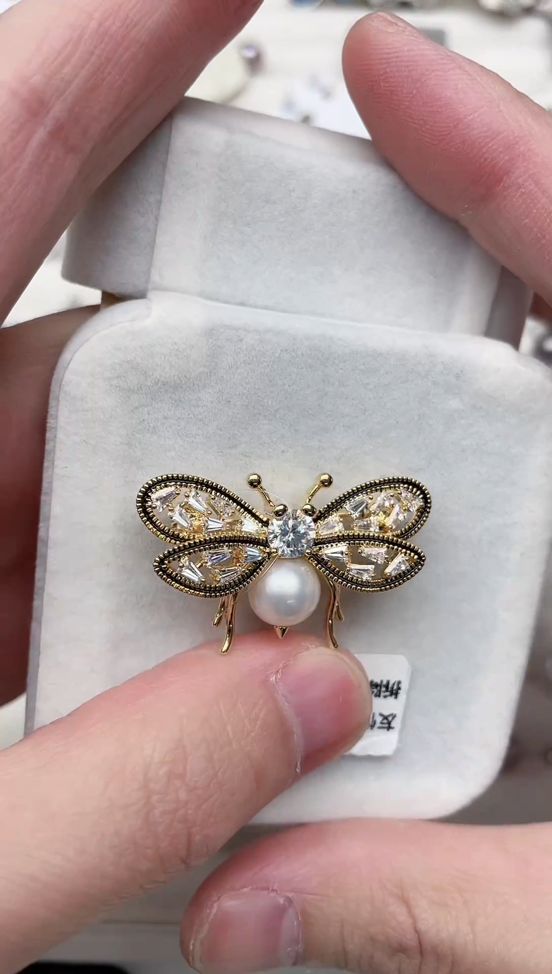 【闪购商品】淡水珍珠胸饰合金胸针