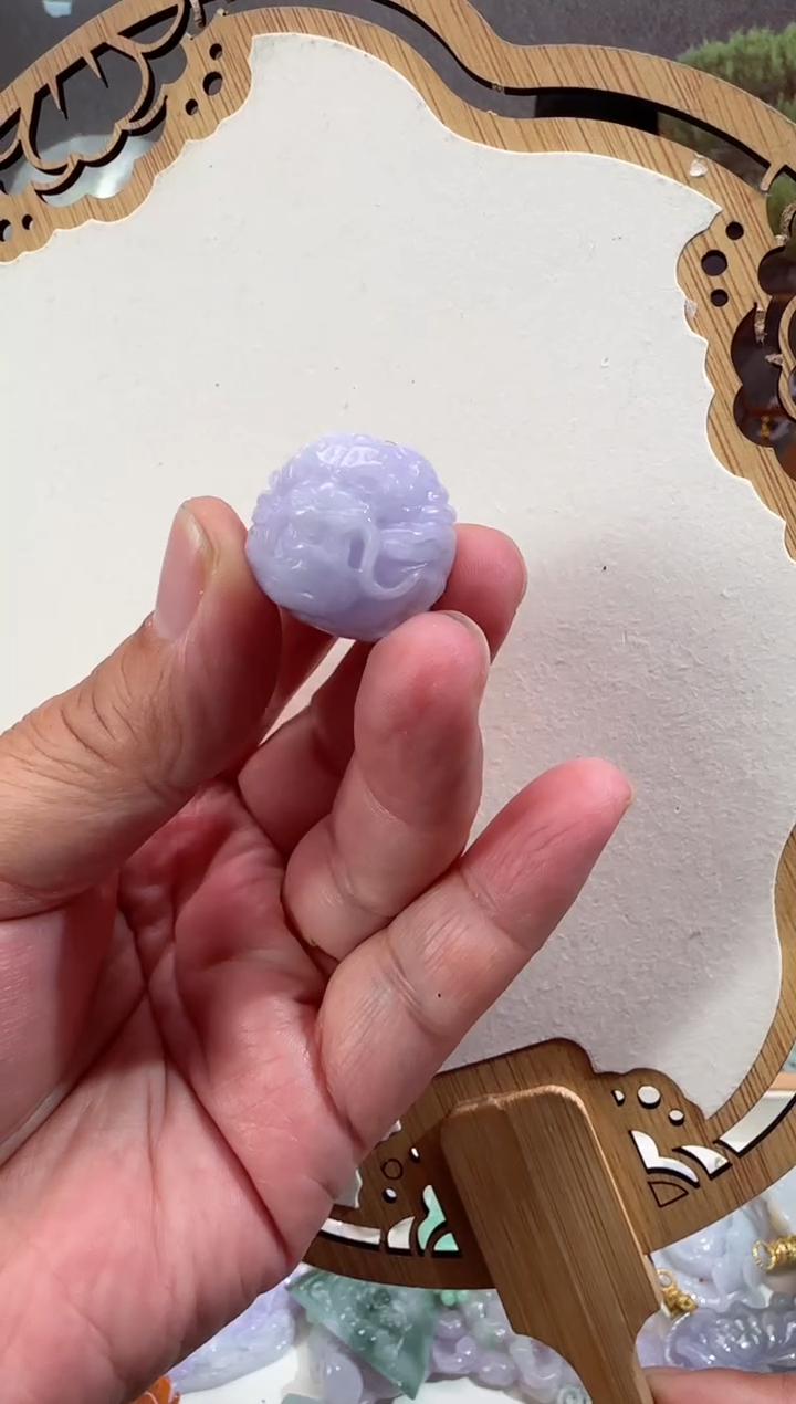 【闪购商品】翡翠颈饰未镶嵌牌子