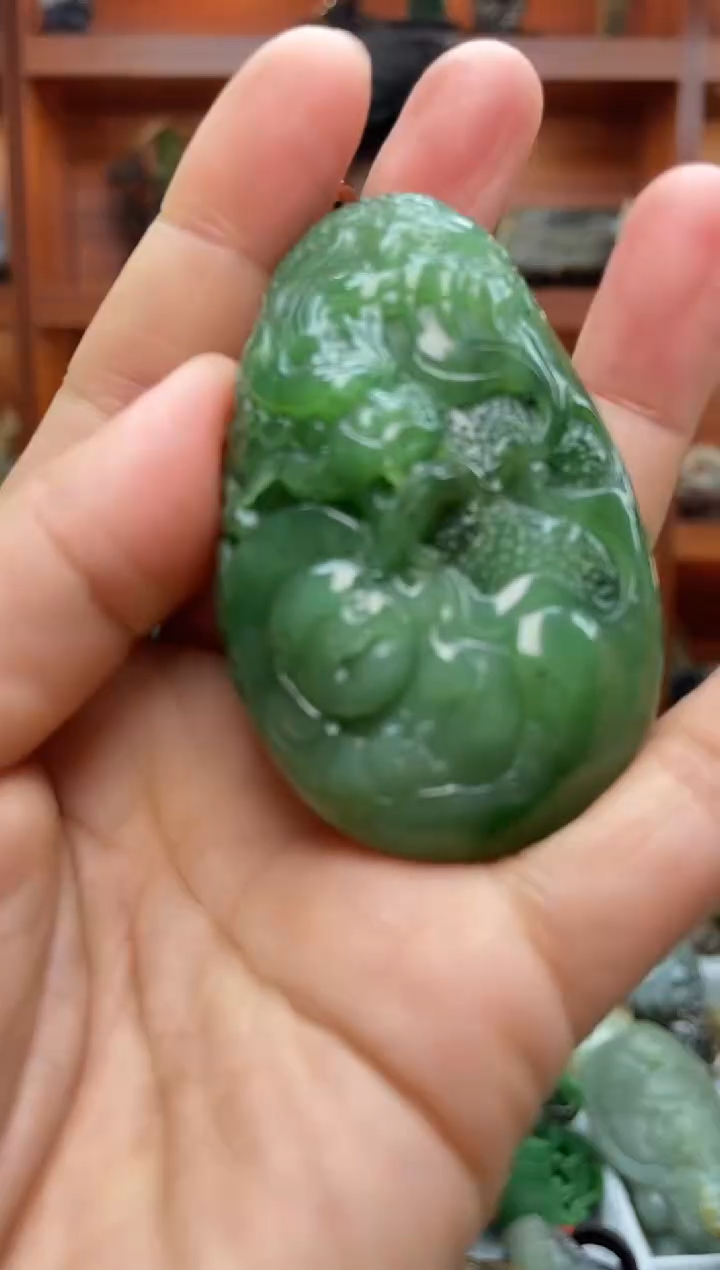 未镶嵌和田玉把件1