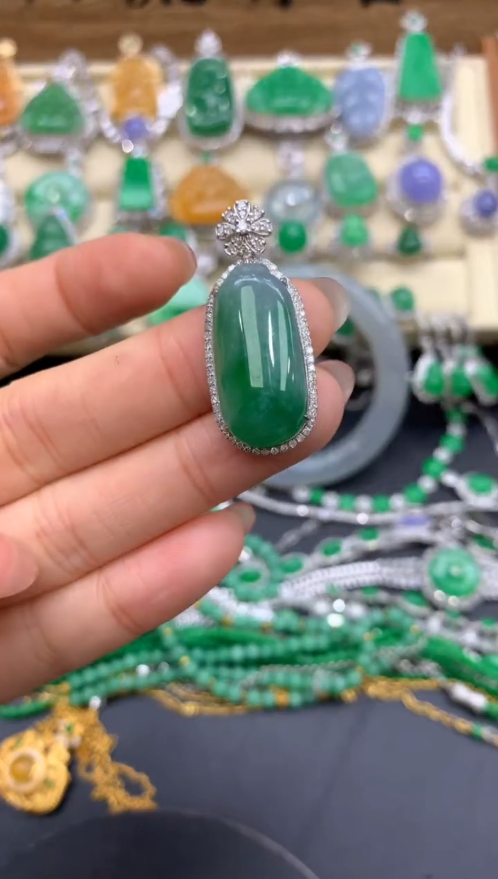 【闪购商品】翡翠颈饰18K金镶嵌141-中国好珍宝