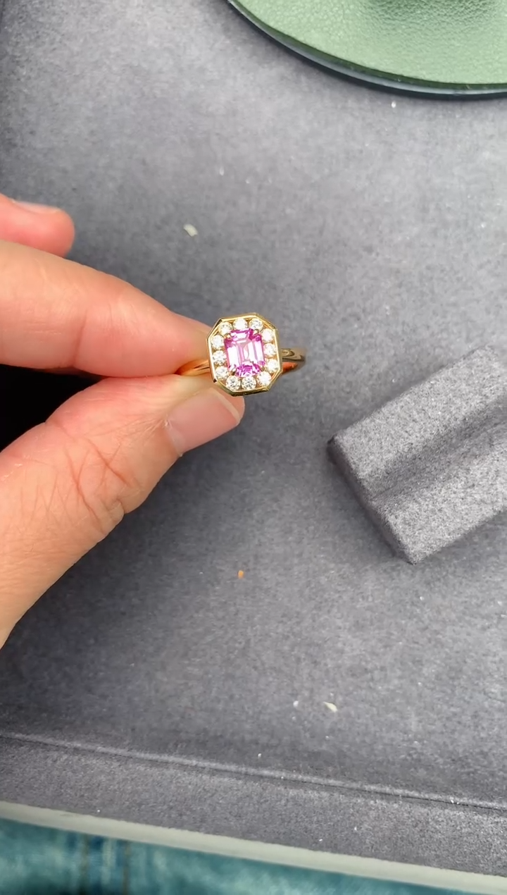 【闪购商品】蓝宝石戒指18K金镶嵌1.1ct粉蓝宝戒指