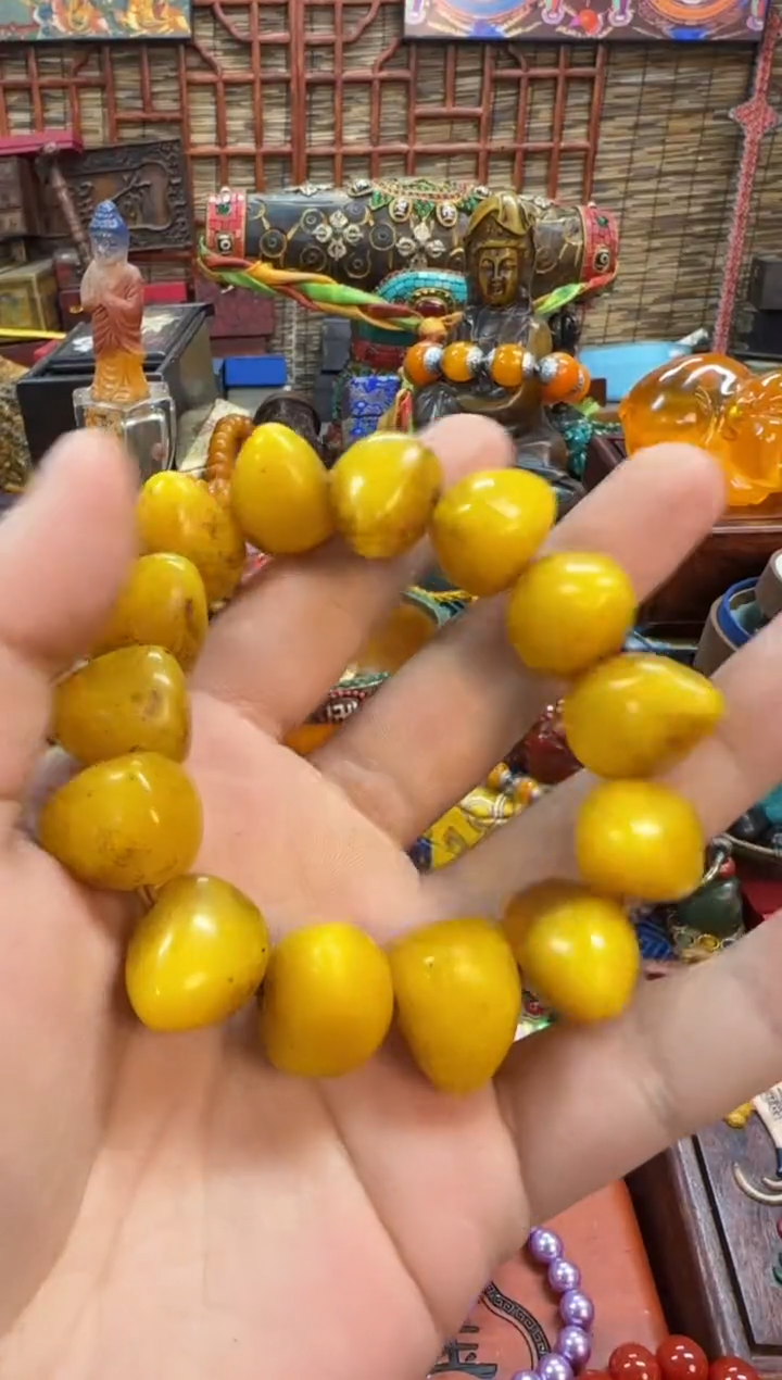 【闪购商品】蜜蜡裸石未镶嵌推荐好物如图所示