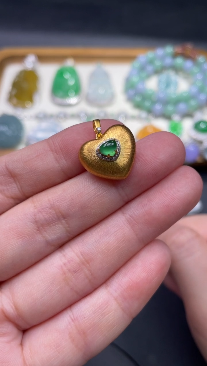 【闪购商品】翡翠颈饰18K金镶嵌123.........