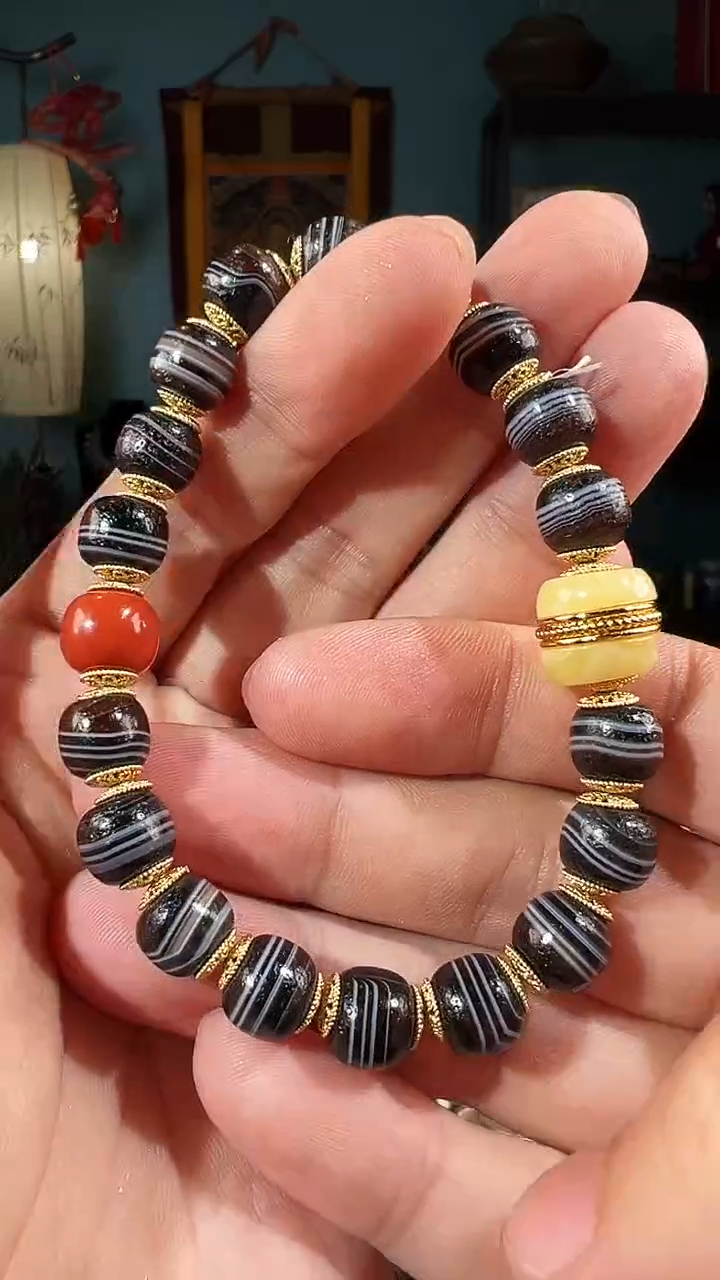 【闪购商品】玛瑙/玉髓手串未镶嵌缠丝单圈