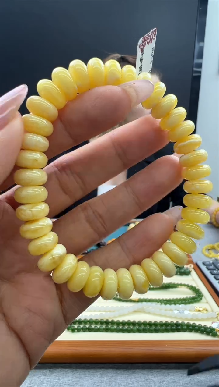 【闪购商品】琥珀手链未镶嵌830秒拍号