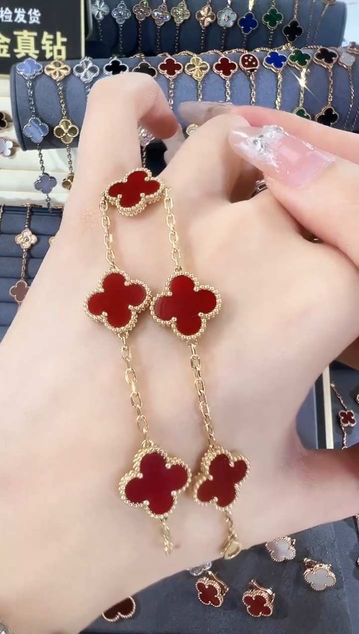 【闪购商品】玛瑙/玉髓手链18K金镶嵌K黄手链