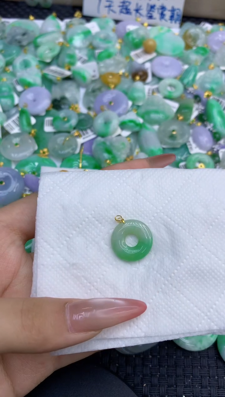 颈饰未镶嵌翡翠天然缅甸A货翡翠