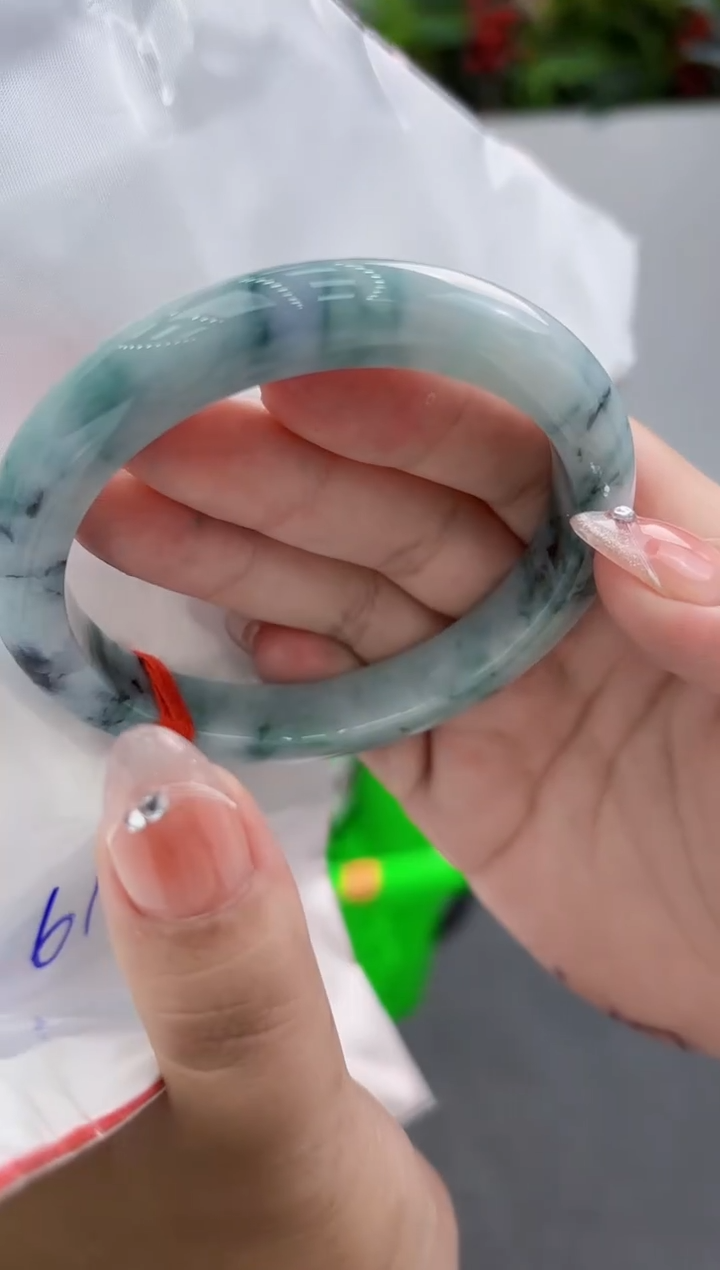 【闪购商品】翡翠手镯未镶嵌翡翠手镯