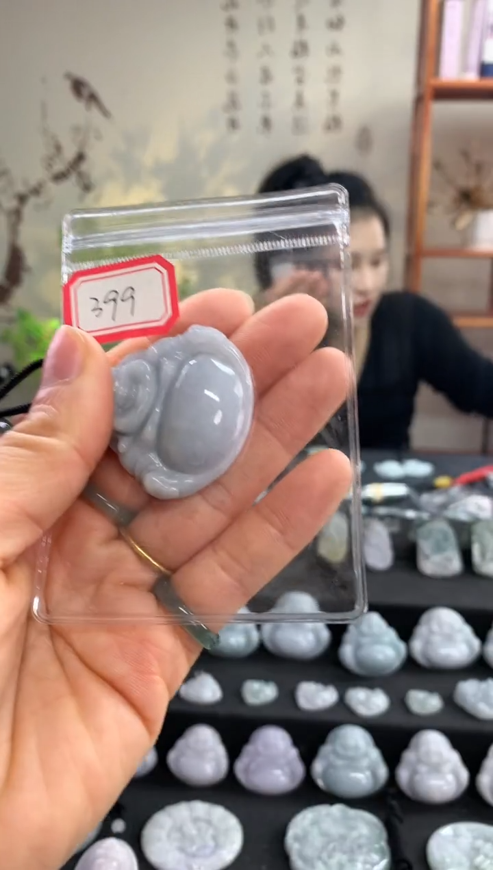 【闪购商品】翡翠颈饰未镶嵌佛公399