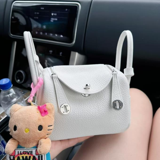 99新 Hermes/爱马仕 大头活动lindy Mini 新白色 TC皮 B刻 银扣