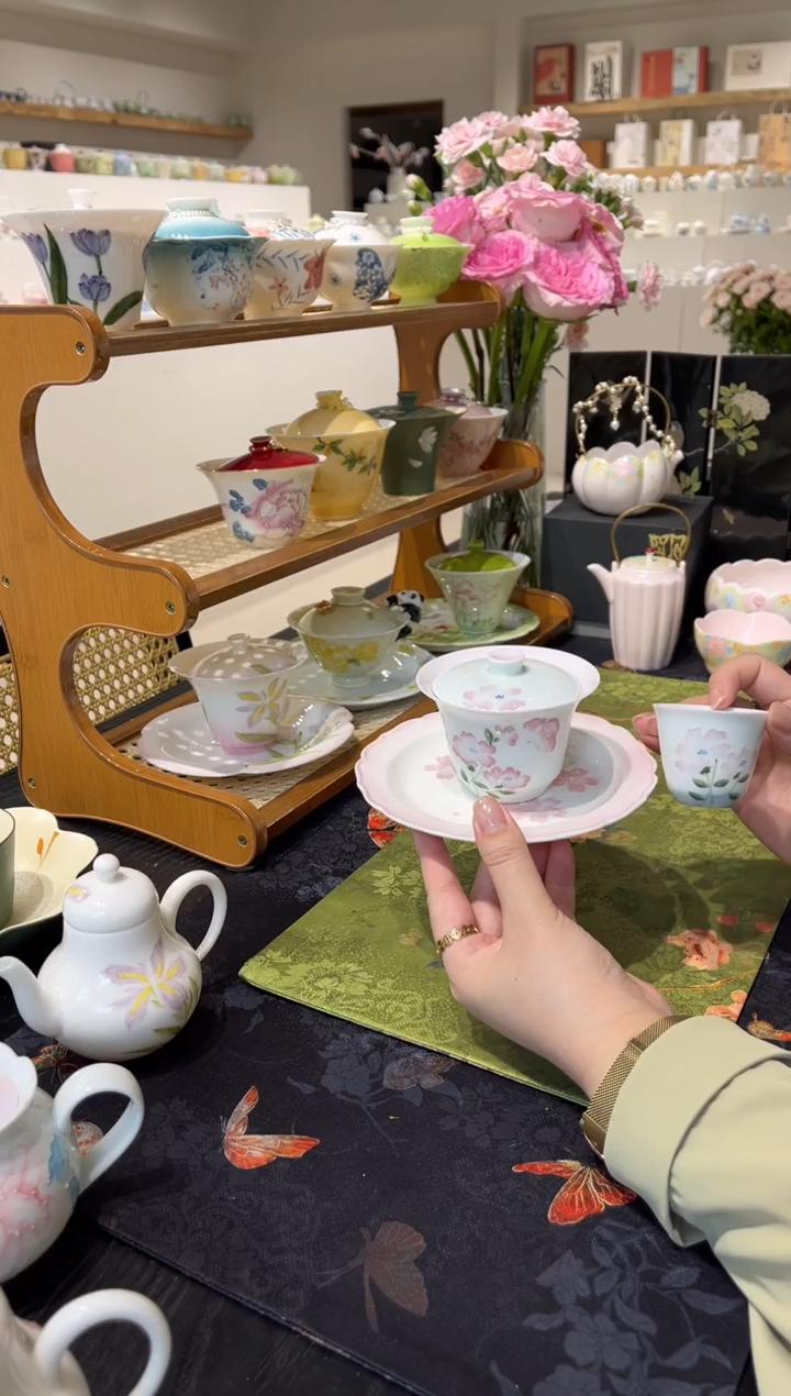 三件套 哈哈哈哈哈