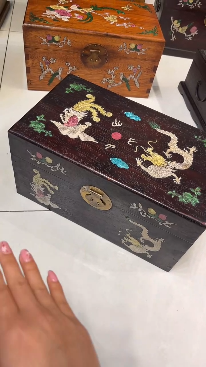【闪购商品】木龙凤呈祥螺钿首饰箱
