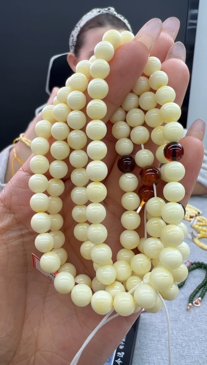 【闪购商品】琥珀颈饰未镶嵌574秒拍号