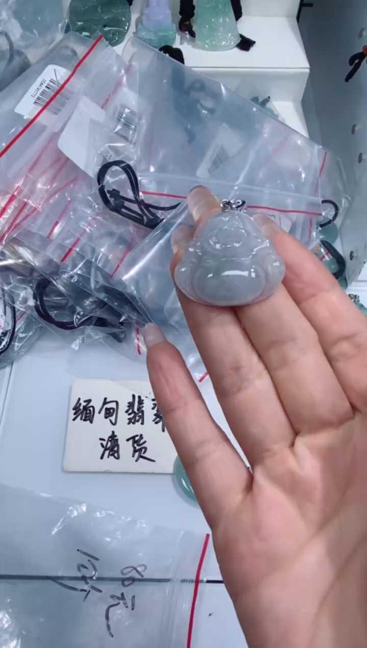 颈饰银S925镶嵌翡翠吊坠