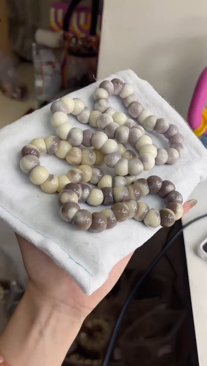 手串菩提根/象牙果沐l58桂花甜糕玉化蒜瓣肠13mm手串随机