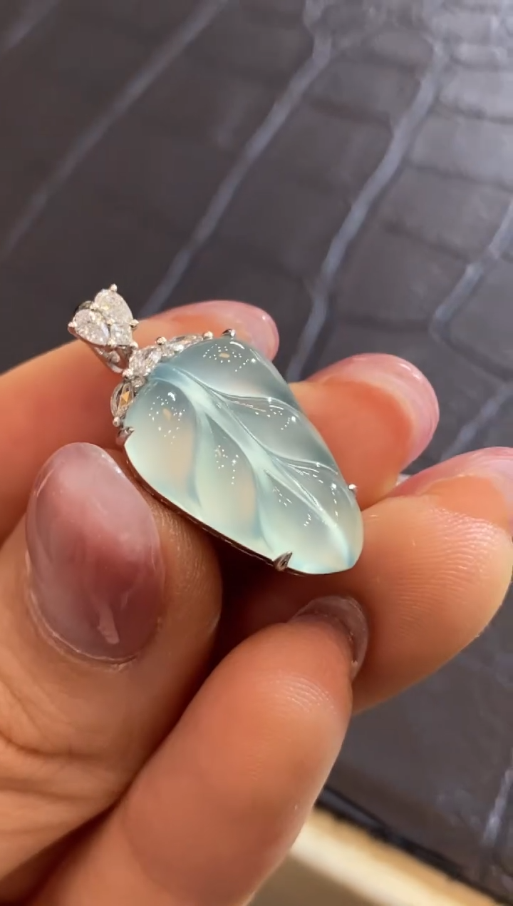 【闪购商品】翡翠颈饰18K金镶嵌收到货48小时鉴赏期（超时不退不换）