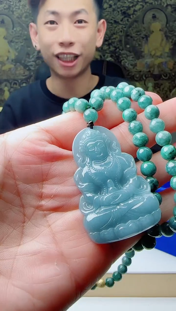 【闪购商品】翡翠颈饰未镶嵌1111111111