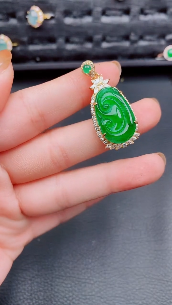 【闪购商品】翡翠颈饰银S925镶嵌天然a货翡翠299