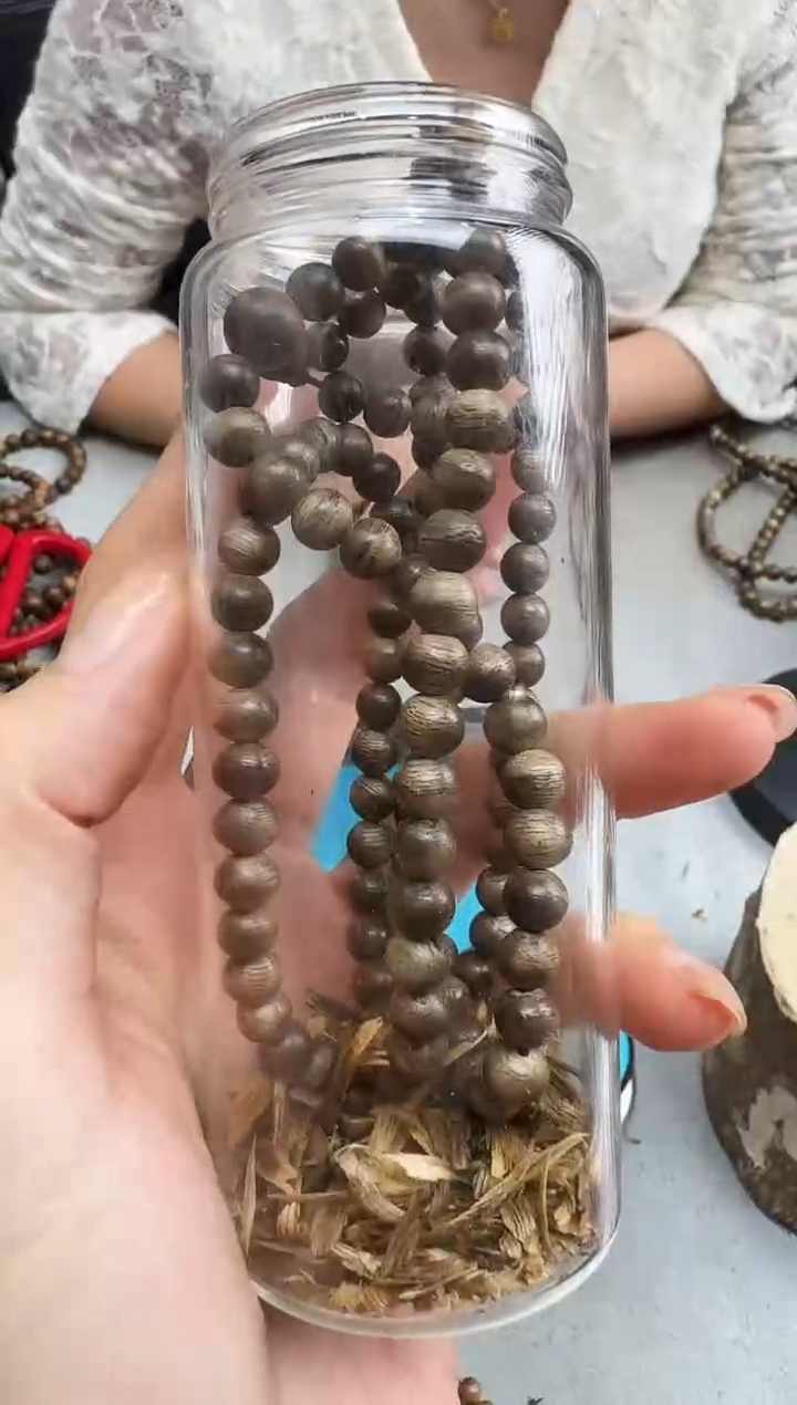 沉香沉香碎屑06海南圆多静静沉香甄选多样性发一