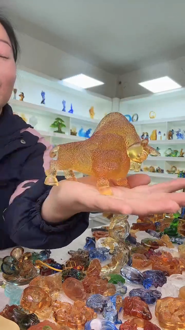 手工艺品琉璃牛牛