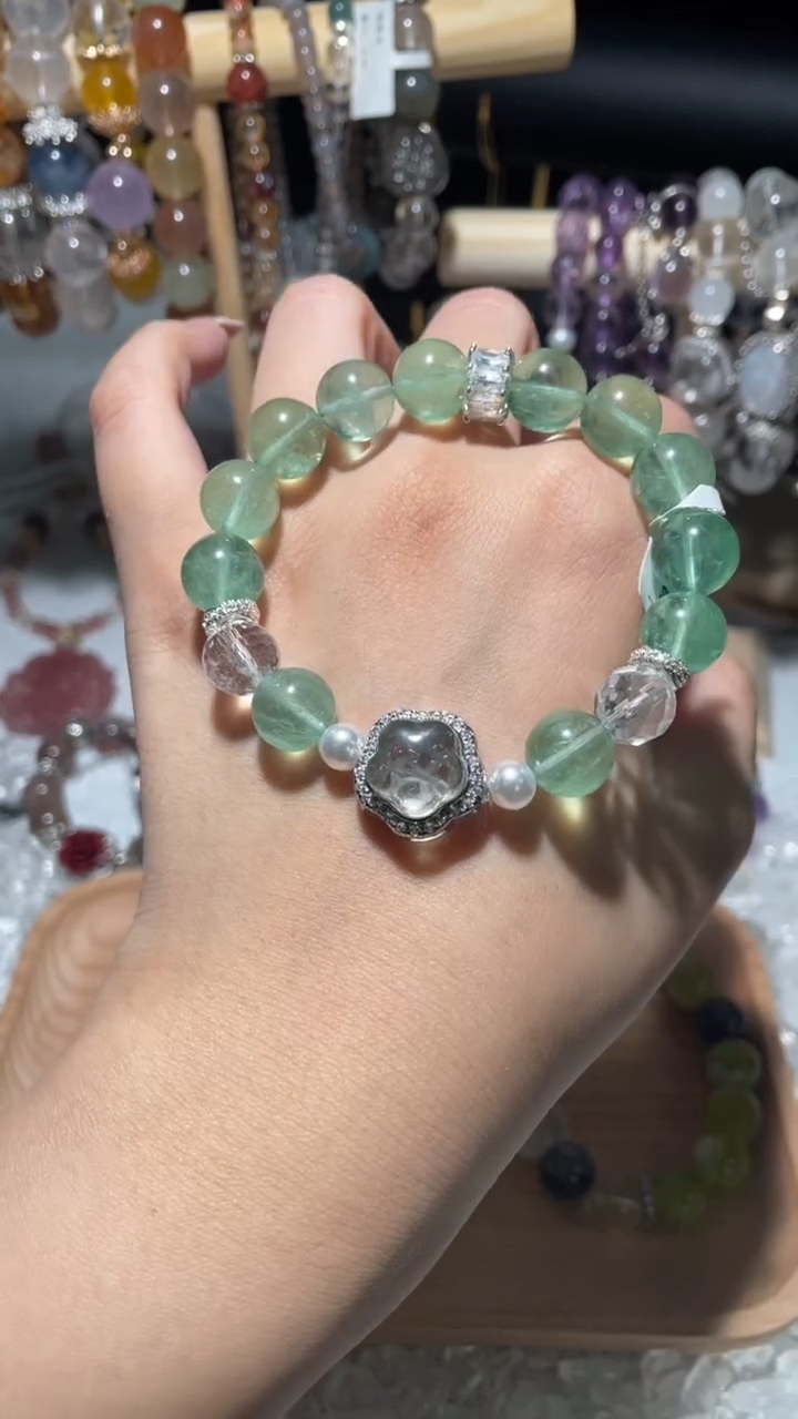【闪购商品】水晶手链合金绿萤石+蛋面