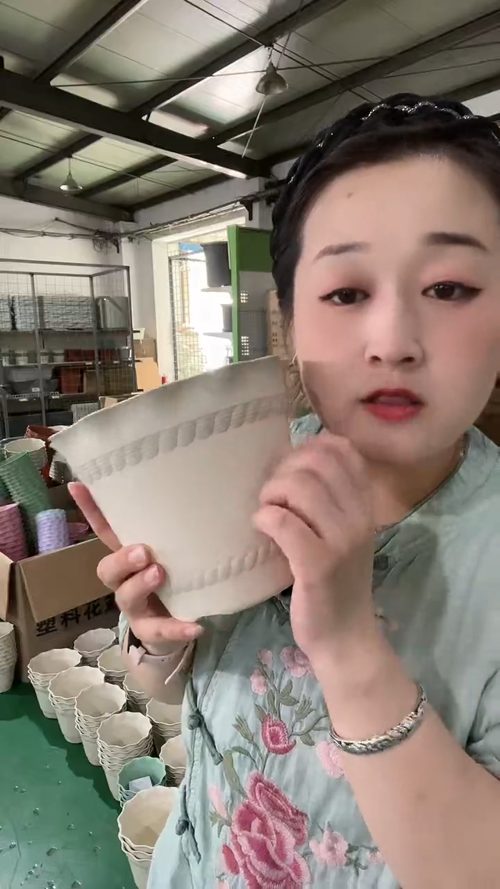 5个罗马盆4号，口径17，无托，白色