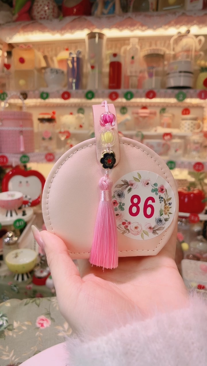 【闪购商品】摆件流苏首饰包品质好，发货快，放心拍