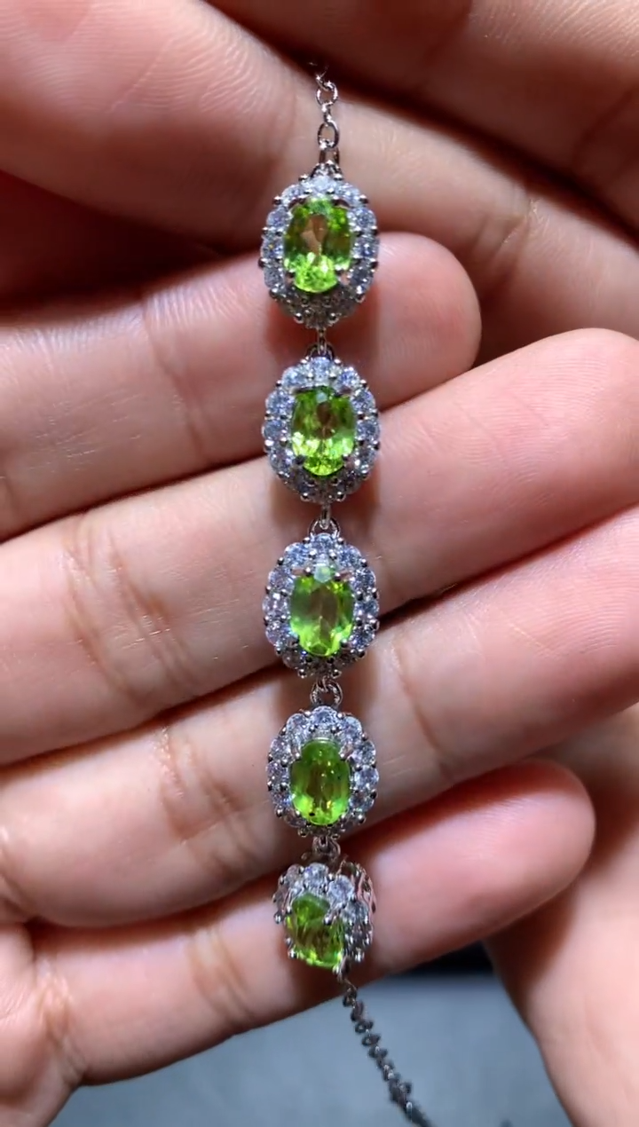 【闪购商品】橄榄石手链未镶嵌F88多样性发货只发一件