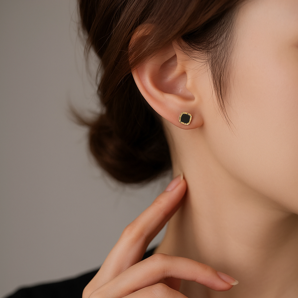 铜合金耳饰 原创高品质925纯银针黑色方形耳钉女养耳洞不用摘耳环