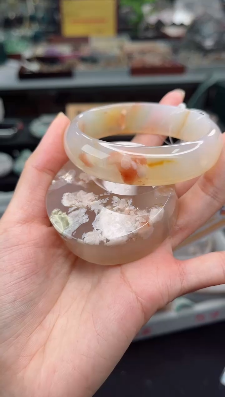 【闪购商品】石英质玉手镯未镶嵌56圈口（赠品镯心）6284010