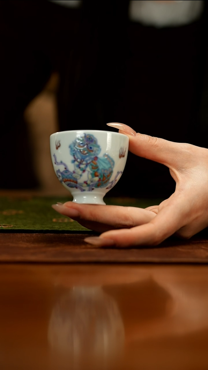 【闪购商品】瓷片冉月             