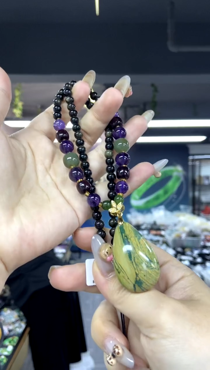 颈饰未镶嵌水晶多样性发其一颜色微差