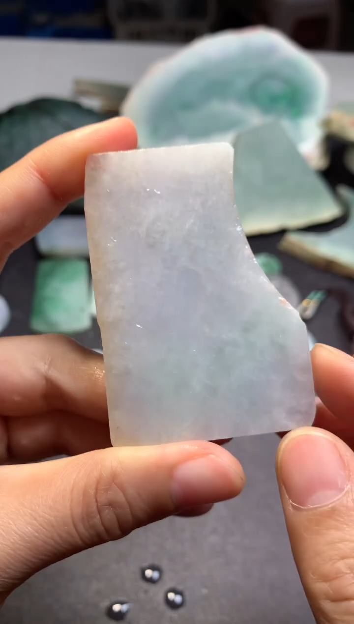 【闪购商品】翡翠颈饰未镶嵌料子