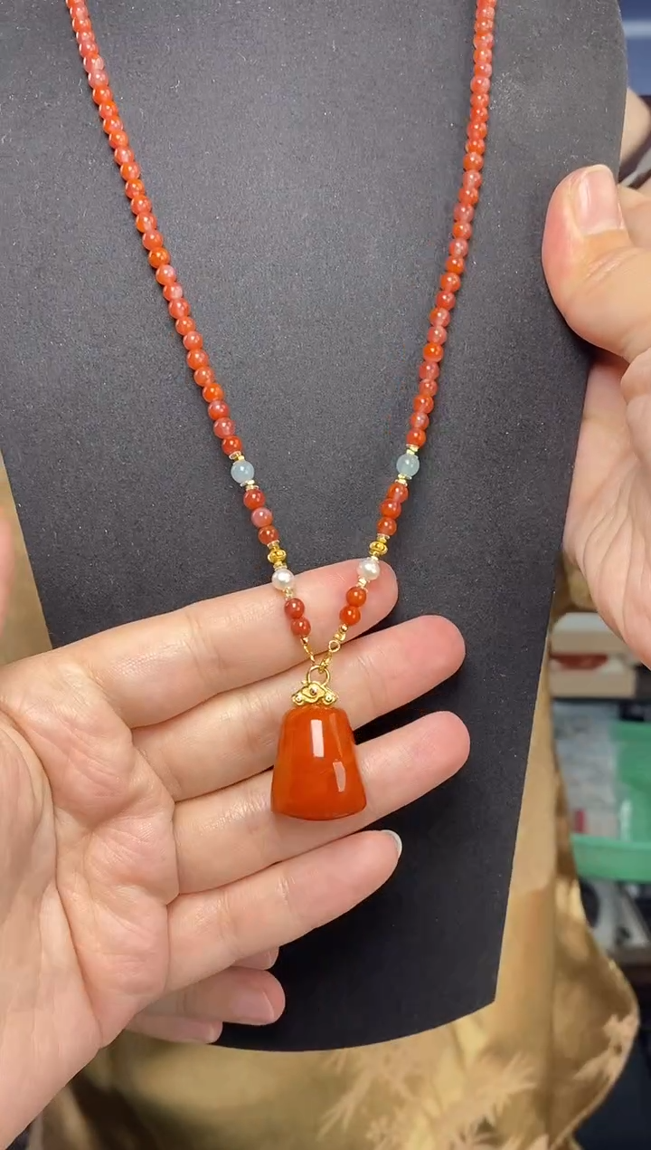 颈饰未镶嵌南红玛瑙CL8109