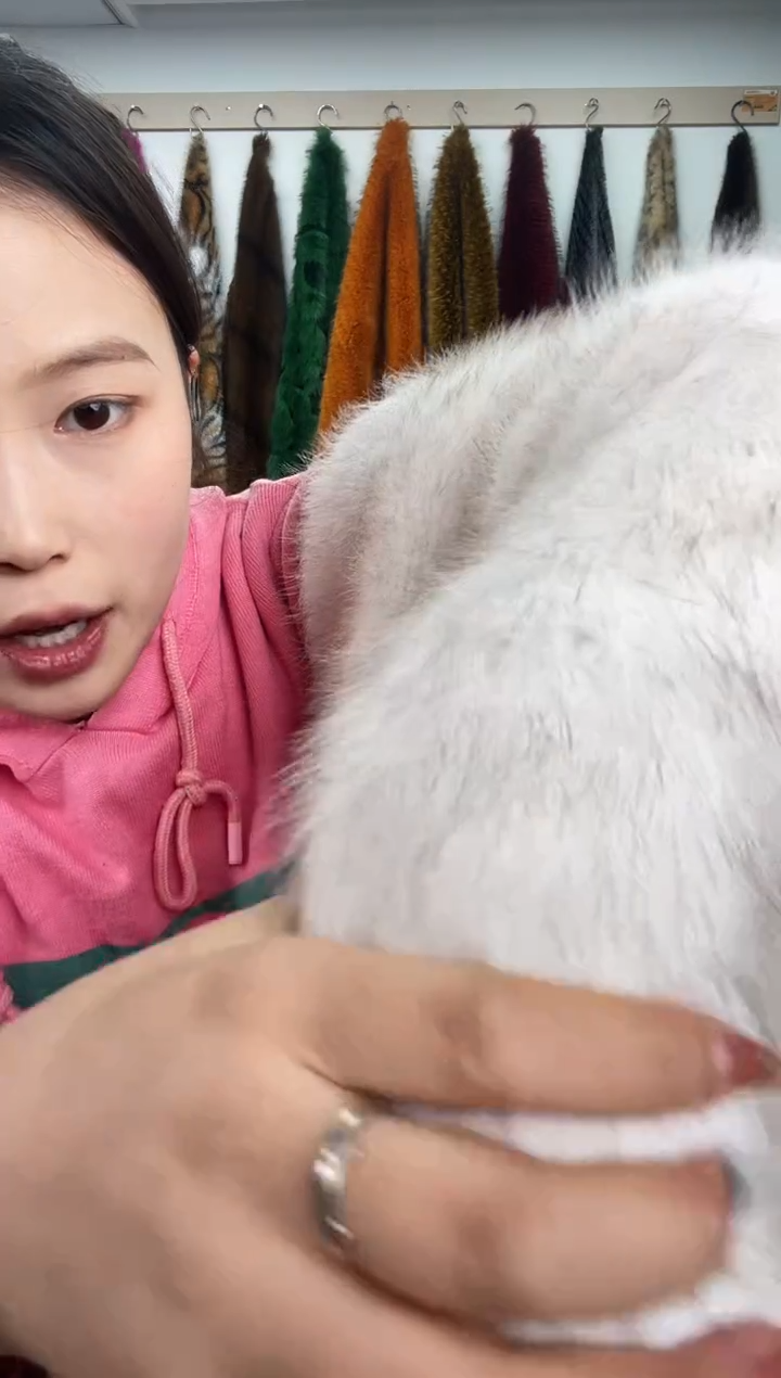 狐狸毛D274尺寸1.8*1