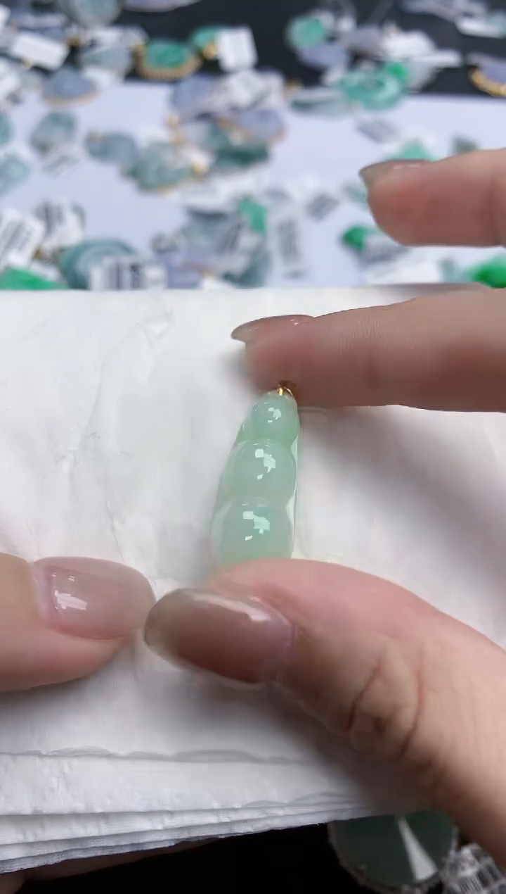 【闪购商品】翡翠颈饰18K金镶嵌天然缅甸翡翠A货