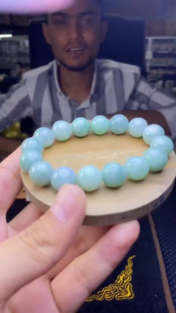 定制翡翠未镶嵌天然缅甸A货翡翠，多样性发货，拍一发一