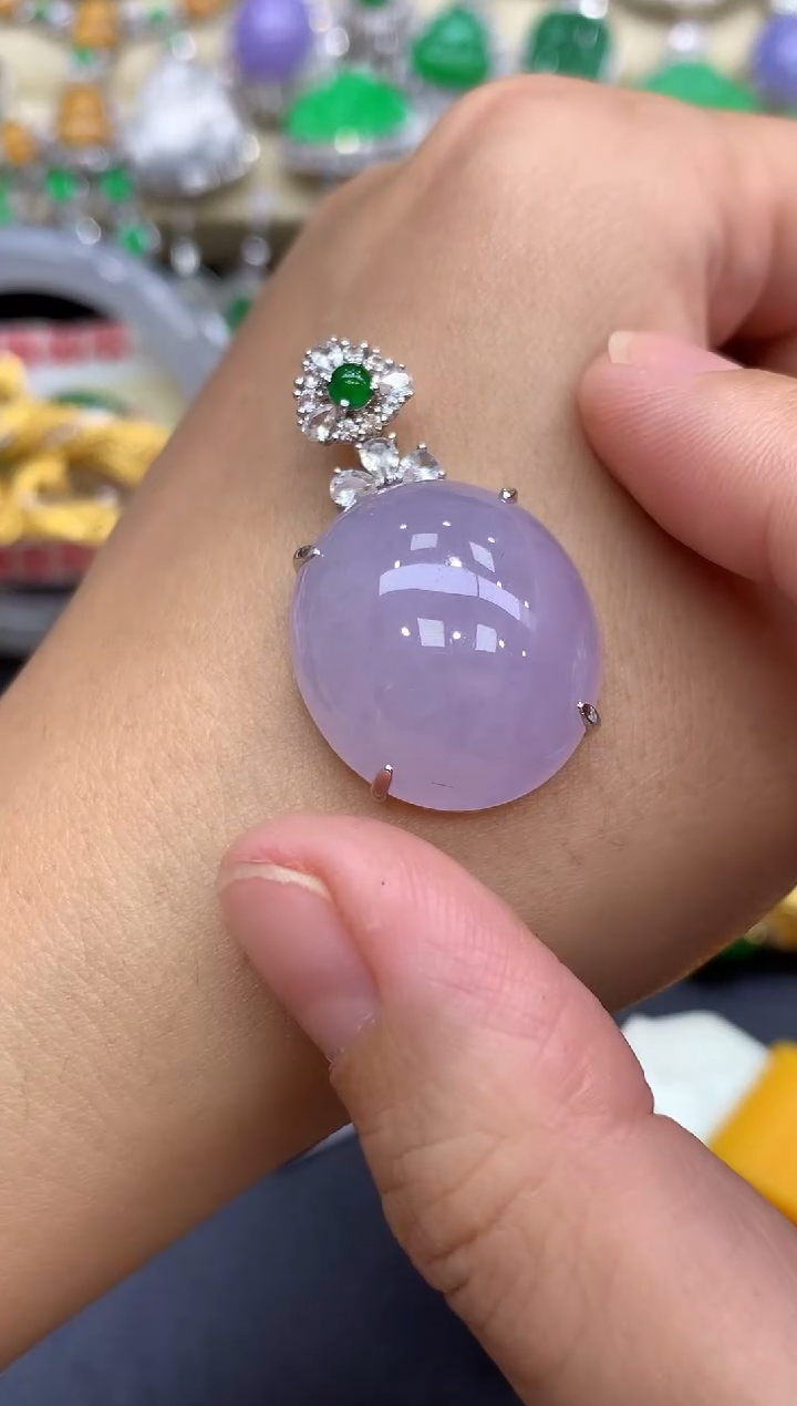 颈饰18K金镶嵌翡翠315-中国好珍宝