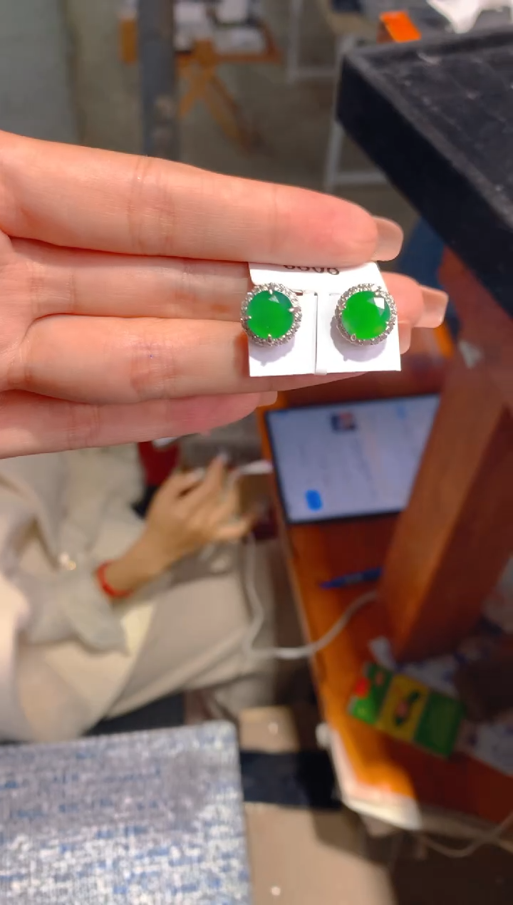 【闪购商品】定制翡翠未镶嵌139多样性发货（发其一）