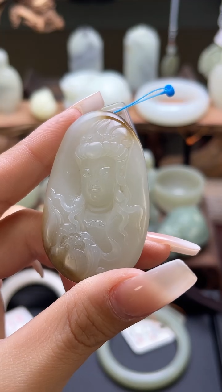 【闪购商品】和田玉吊坠未镶嵌且末且末糖白观音821755