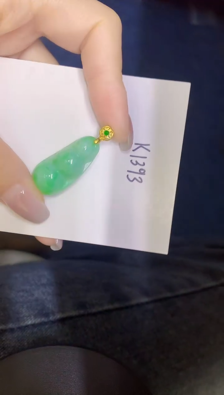 颈饰未镶嵌翡翠缅甸天然翡翠A货