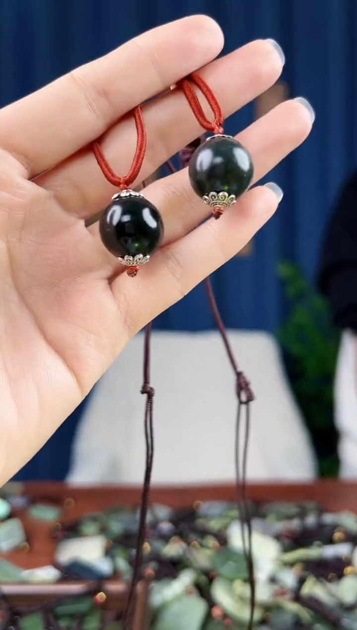 未镶嵌和田玉挂件拍一发一