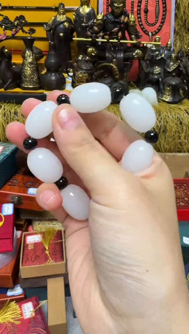 【闪购商品】和田玉颈饰未镶嵌艳艳专属精品链接2048