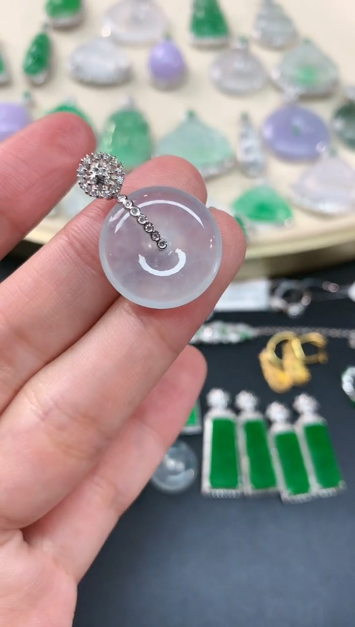 【闪购商品】翡翠吊坠(不含链)18K金镶嵌A126|2980