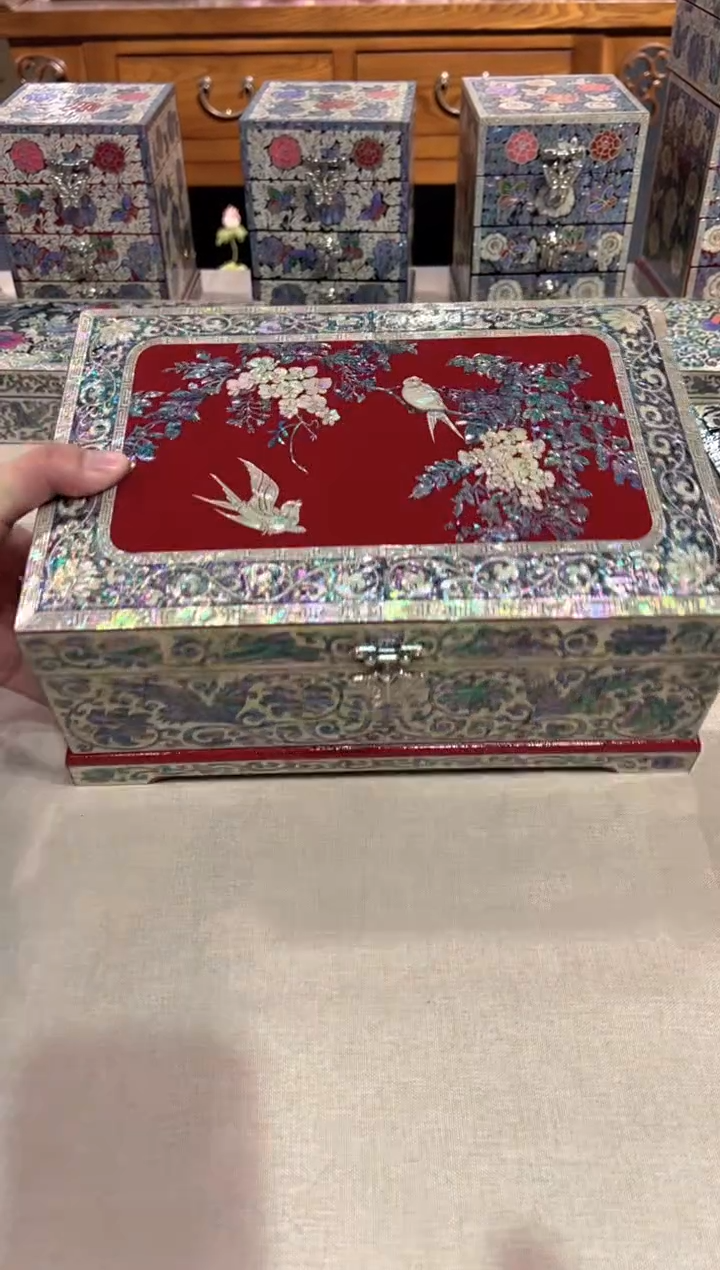 【闪购商品】按扣绒布底 弘贝雅螺钿漆器文化馆