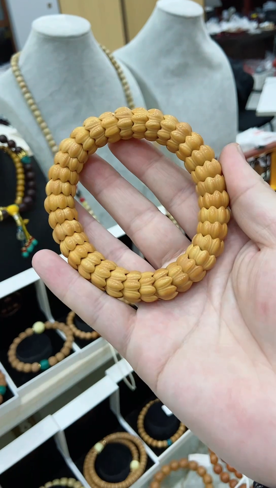 菩提手串/手链猴头雕刻九转莲花手串明显瑕疵