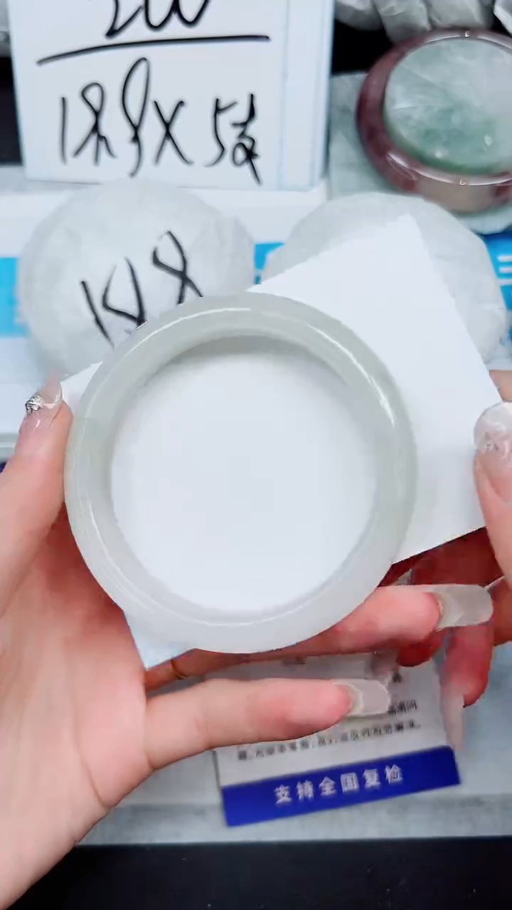 【闪购商品】石英质玉手镯未镶嵌A352-59`60`